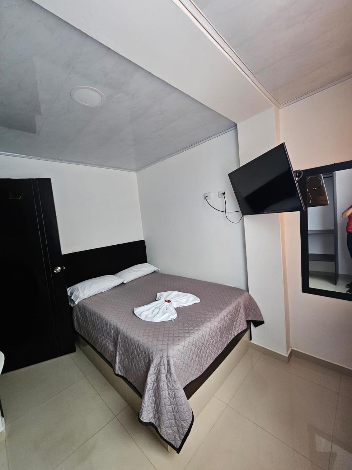 Hotel Big Ben Malaga Santander Kültér fotó