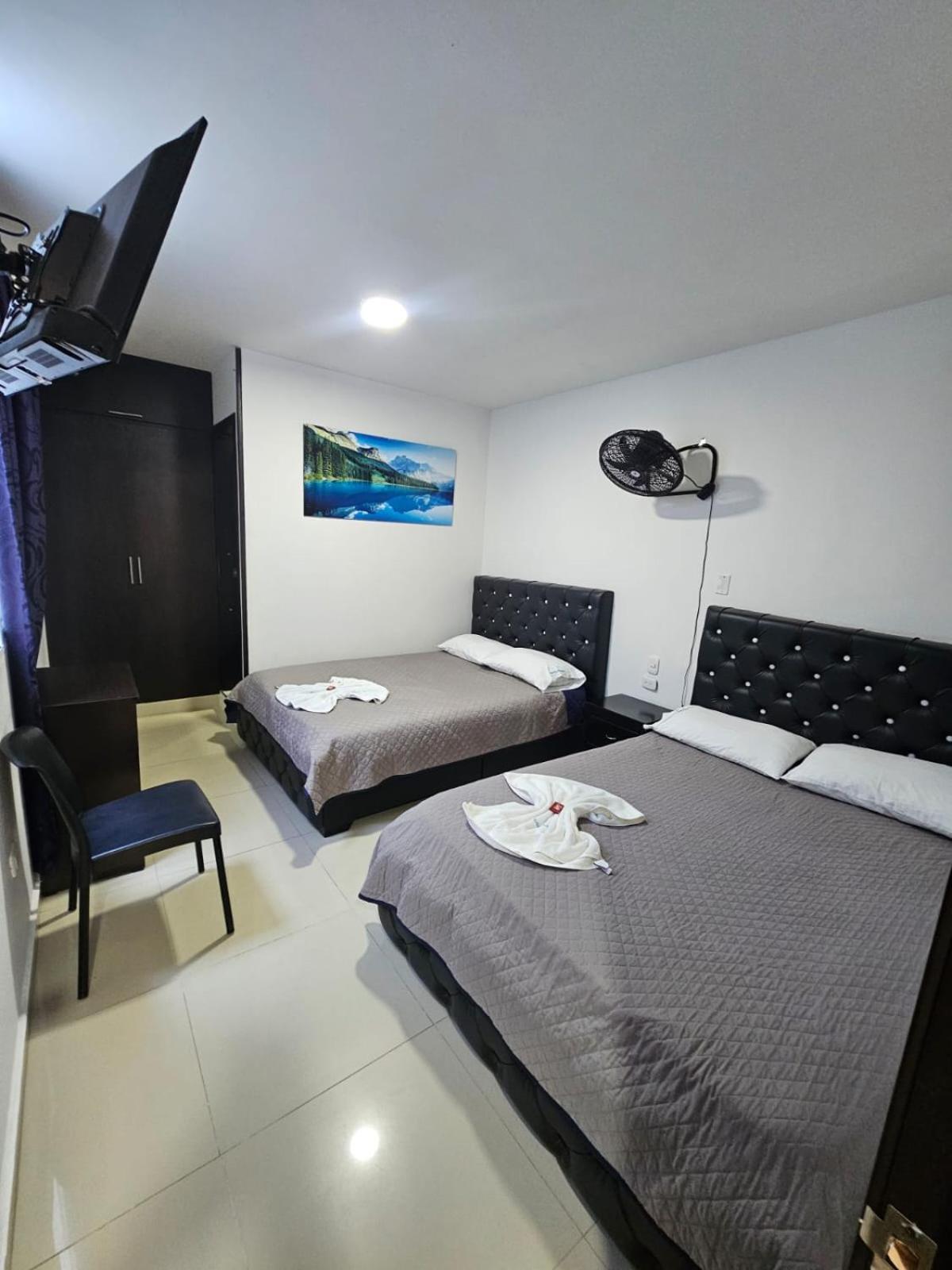 Hotel Big Ben Malaga Santander Kültér fotó